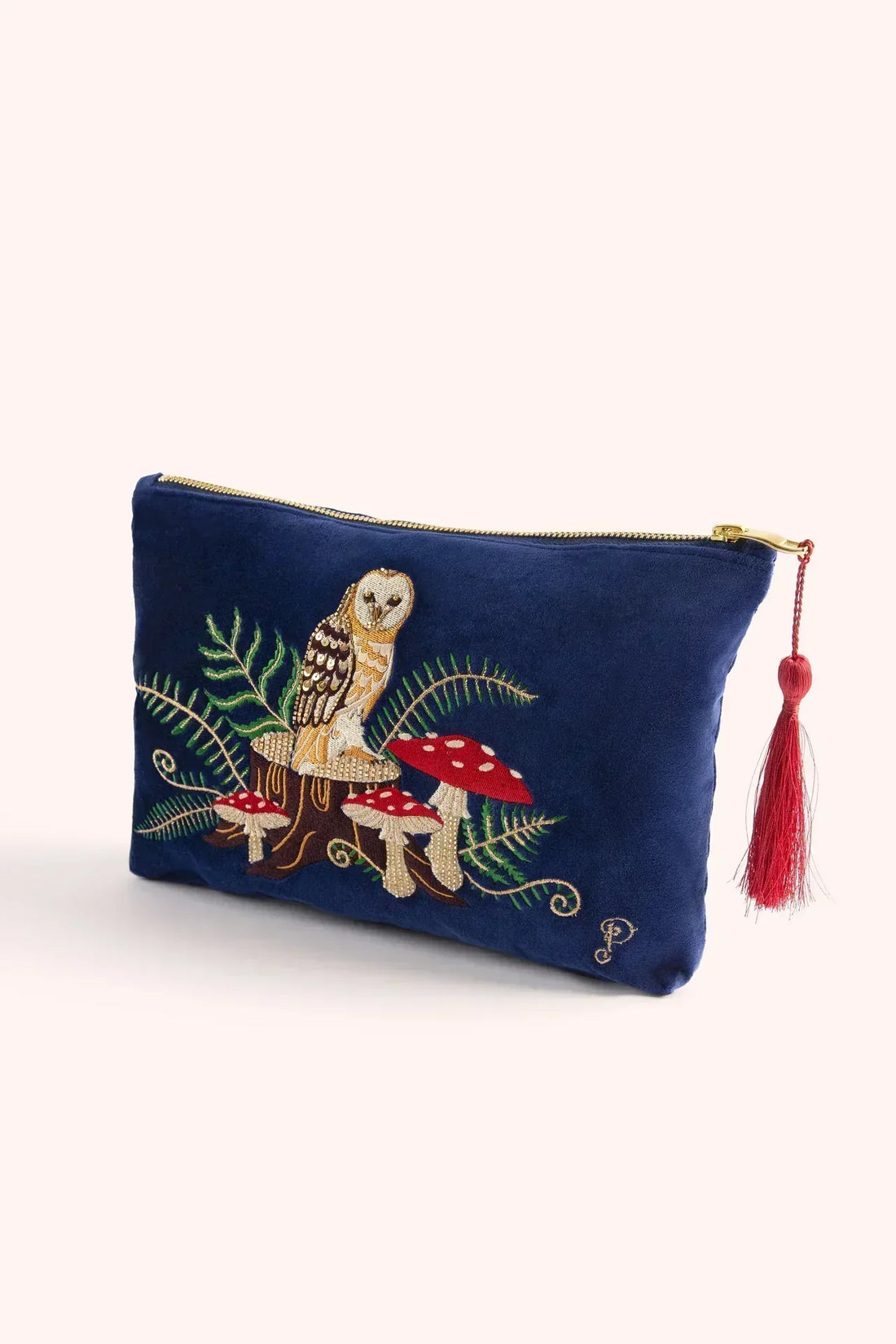 Chic & Unique: Valentine’s Gifts She’ll Love