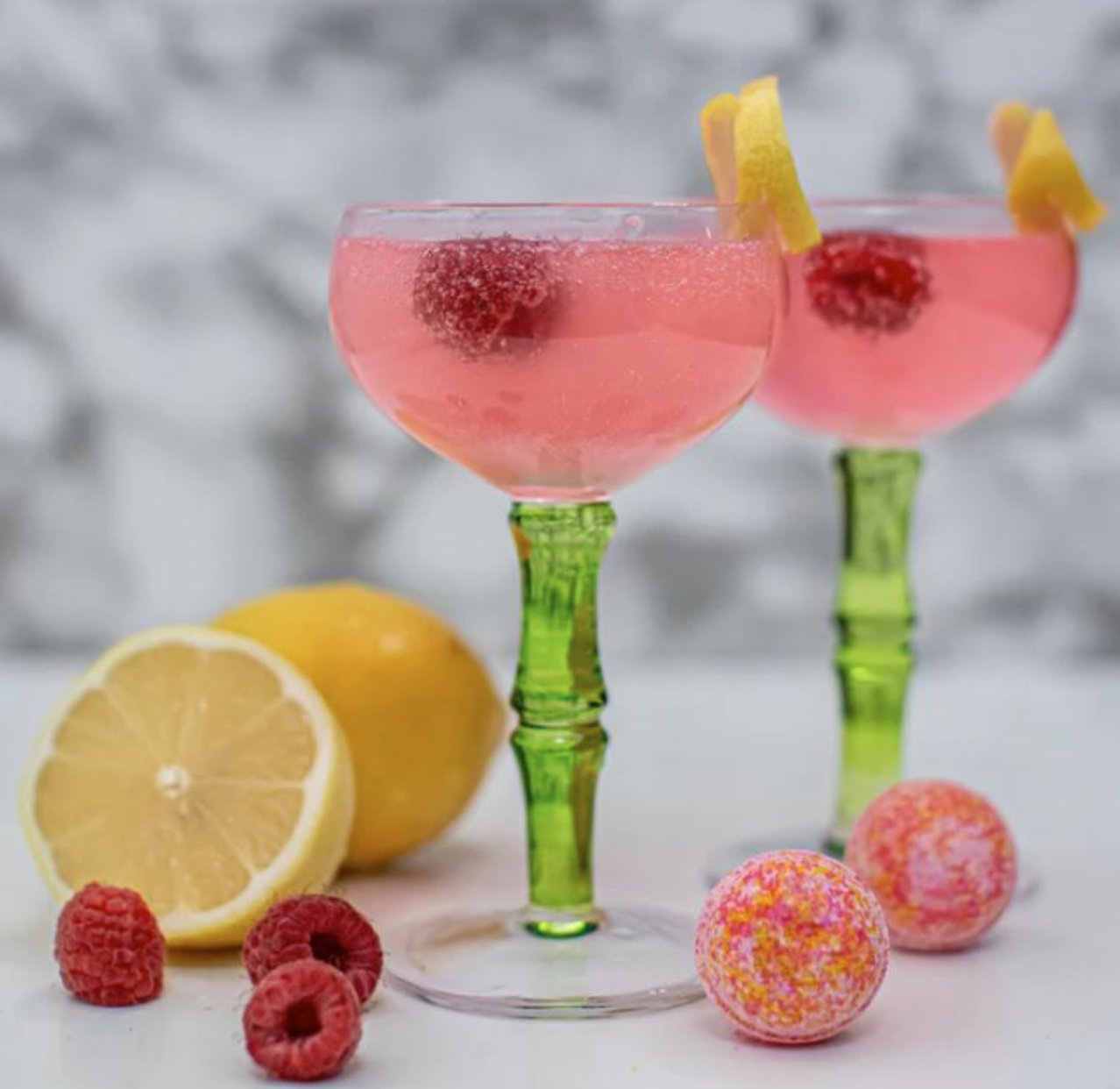 Cocktail Bomb Raspberry Lemonade