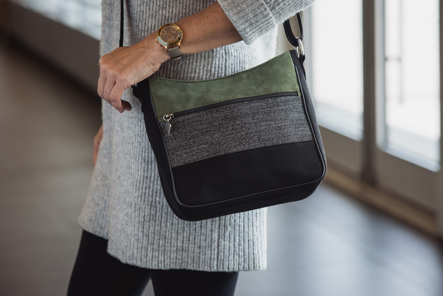 Cerisier Cross Body Bag