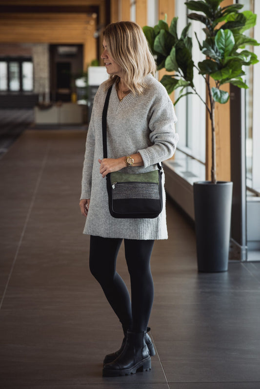 Cerisier Cross Body Bag