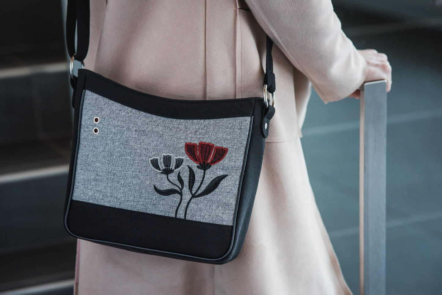 Cocotier Shoulder Bag