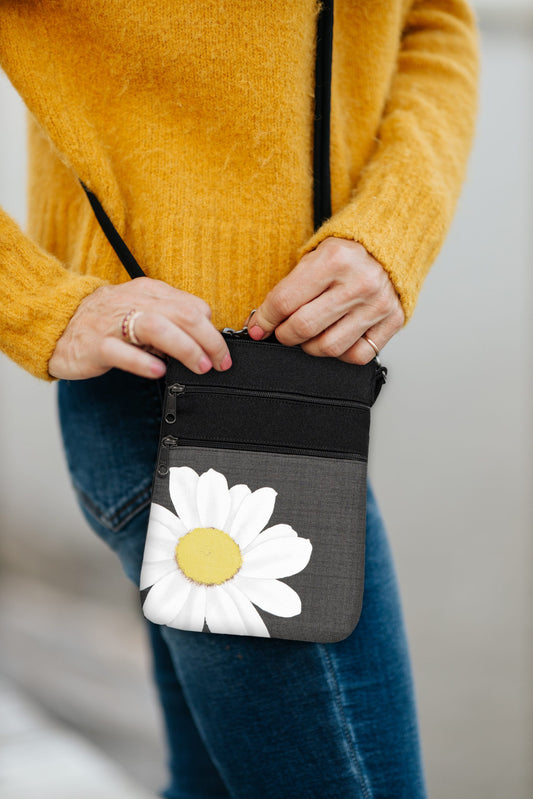 Grab and Go Bag  Daisy