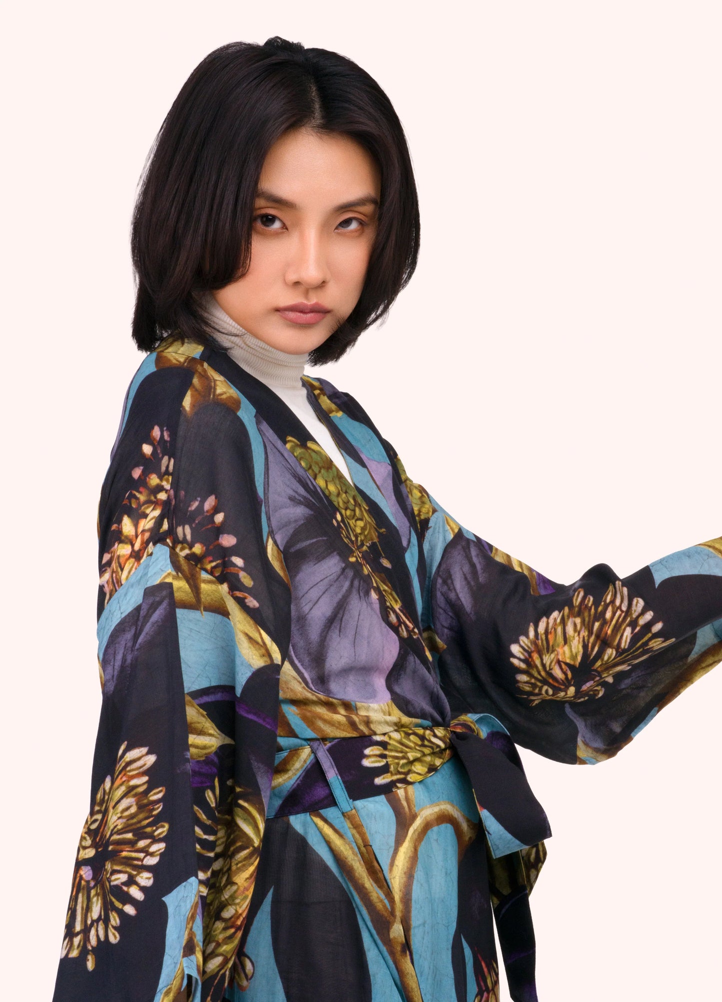 Hellebore Long Kimono Gown