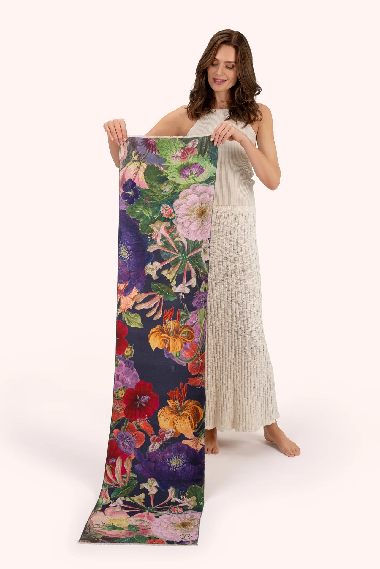 Lux Scarf Posy Midnight