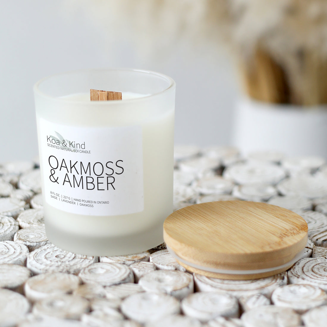 Oak Moss and Amber Soy Candle (8 oz)
