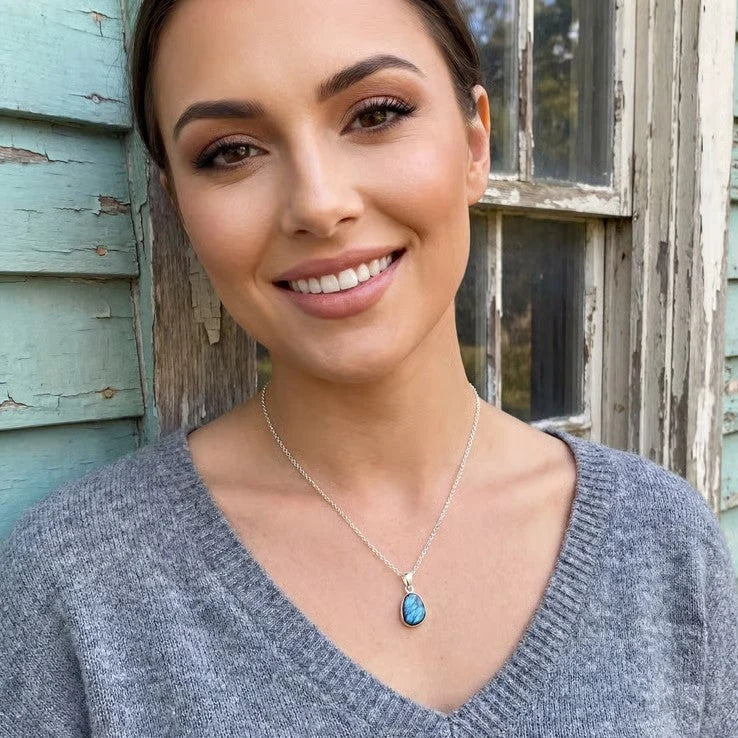 Poco Necklace