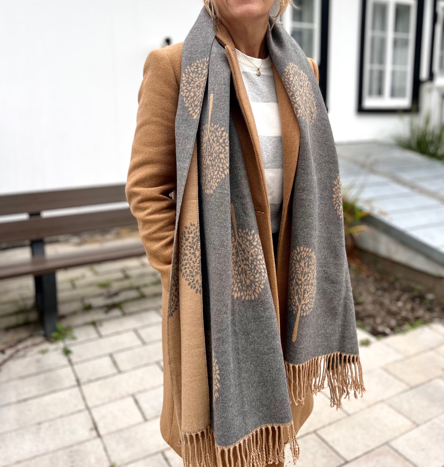 Reversible Scarf with Mulberry Design