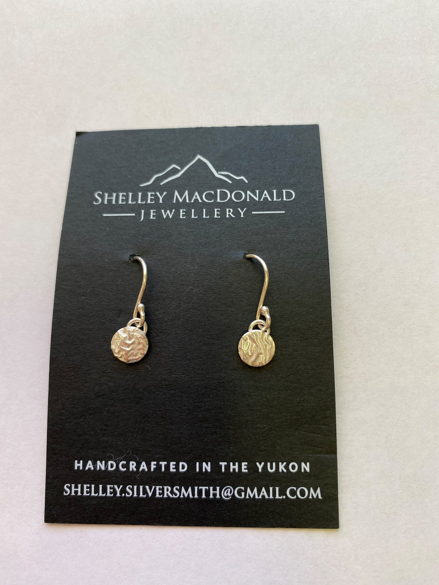 Boucles d'oreilles pendantes réticulées 